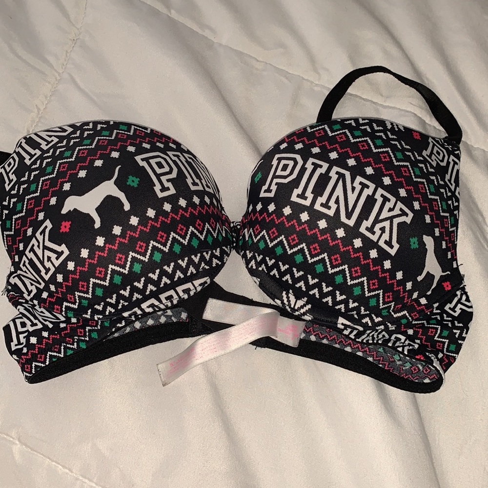 32 B padded bra